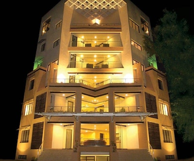 Time Square Business Hotel